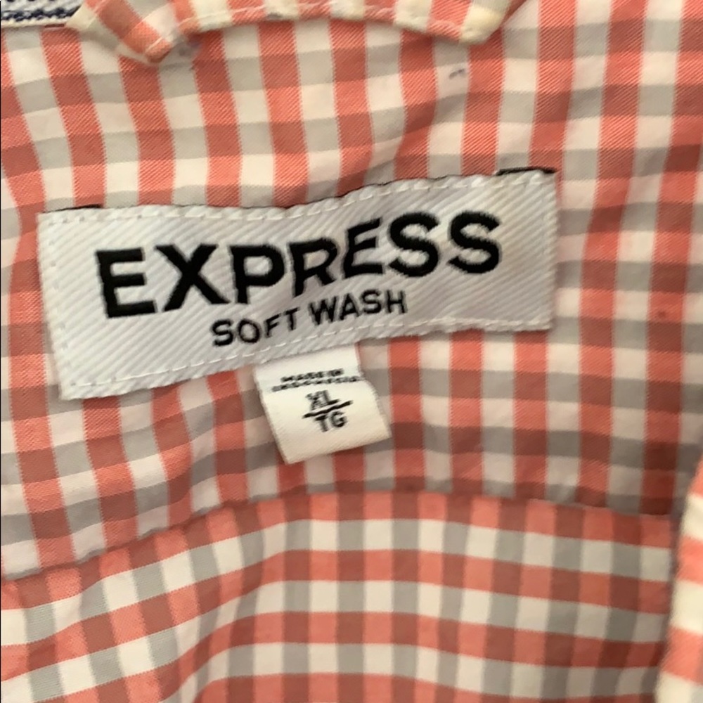 Express button up - Picture 2 of 2